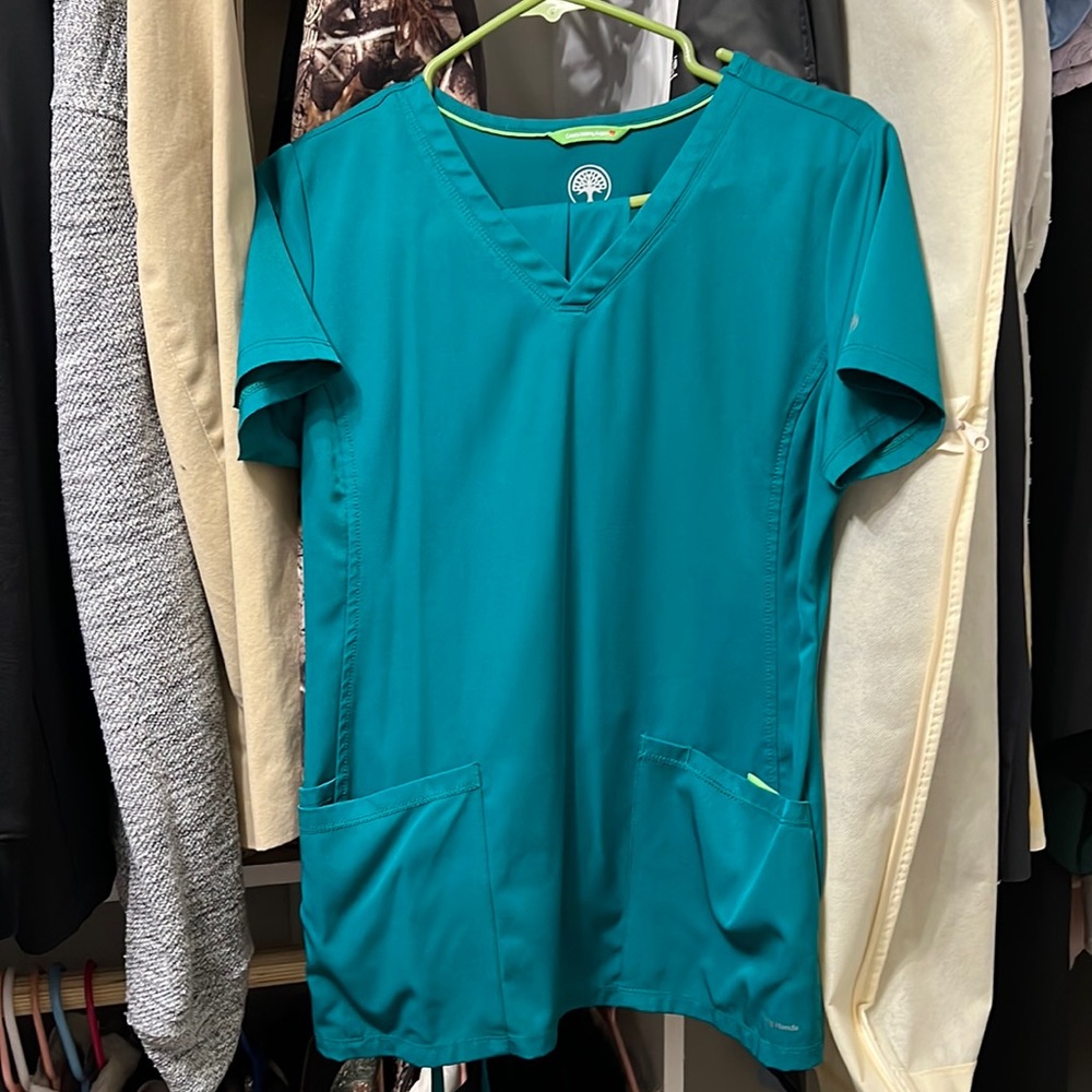 Healing hands scrubs top and bottom
